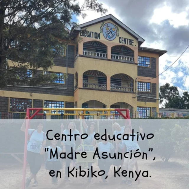 Karit Proyectos: 

Dentro del proyecto educativo en Kibiko, Kenya, Centro educativo "Madre Asunción", el año pasado iniciamos con el apoyo de "yoleoatuvera.com" una cuentoteca para Kibiko. 
Los dos laboratorios de cuentos que llevamos a cabo en el Forn Cultural de Petrer y en el Casino Eldense, gracias a yoleoatuvera, querían "fomentar el amor por los libros y la solidaridad entre los más pequeños"... Un maravilloso objetivo que se ha visto hecho realidad. GRACIAS por hacerlo posible @yoleoatuvera  y gracias a todas las personas que participaron. 

#laboratoriodecuentosKarit #Solidarilandia #CalderoMágico #ConPocoMucho #LeerEsCrecer